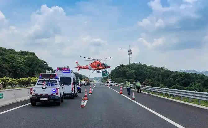 安居区高速公路汽车救援案例